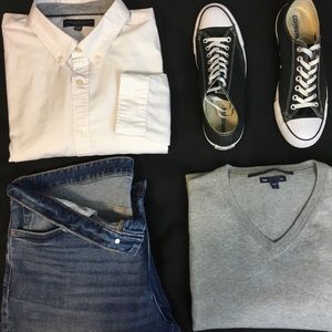 GAP V-neck grey sweater